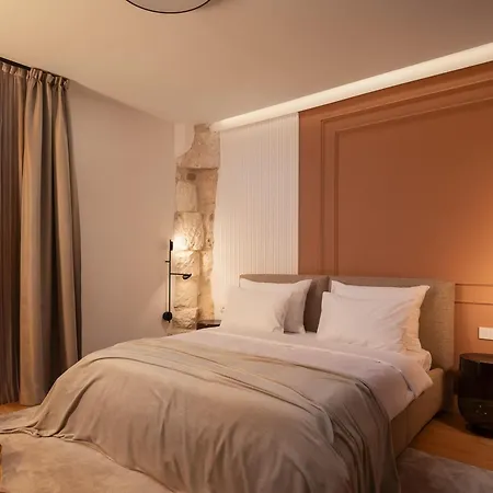 Guest house Golden Gate Deluxe - Unique Unesco Location 4*