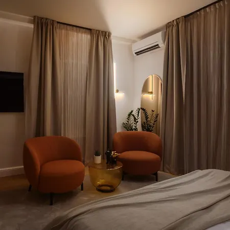 Golden Gate Deluxe - Unique Unesco Location Guest house 4*